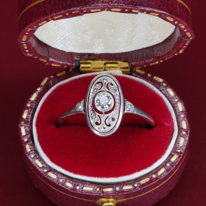 Pierścionek, lata 20. XX w.